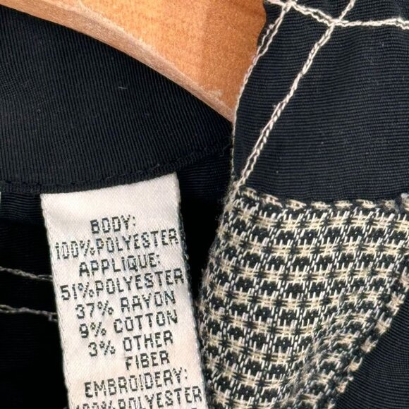 Chicos 2 Design Black Embroidered jacket Abstract Floral  size large vintage - Picture 3 of 11